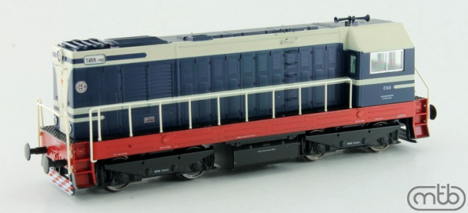 Diesel locomotive T 458 1103<br /><a href='images/pictures/MTB/99046.jpg' target='_blank'>Full size image</a>